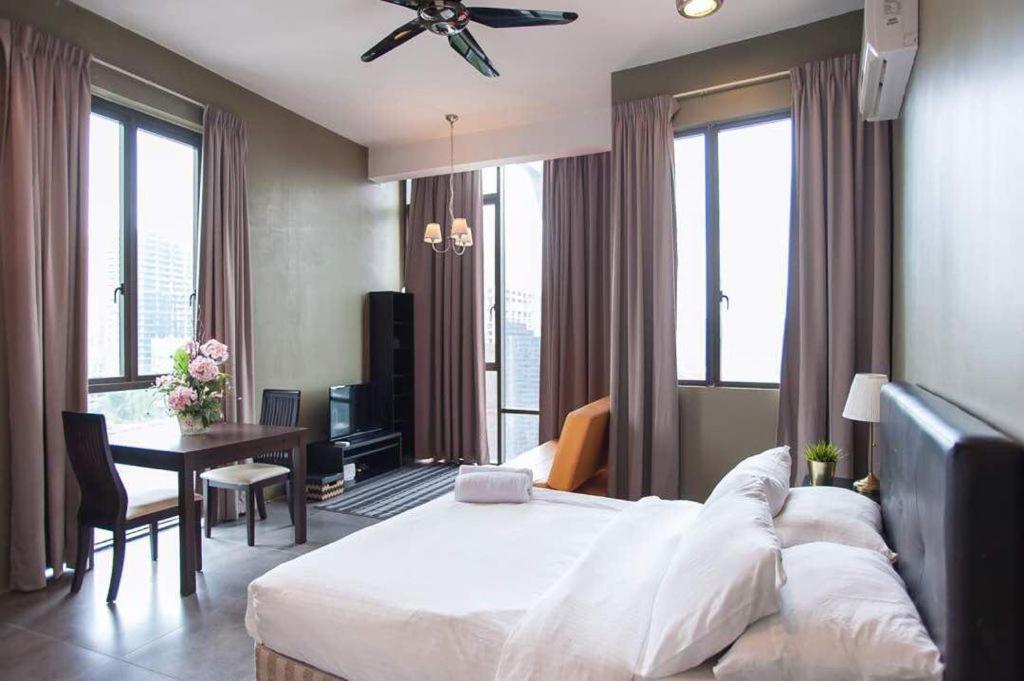 Apartamento Empihaus 001 Empire Damansara Petaling Jaya Exterior foto